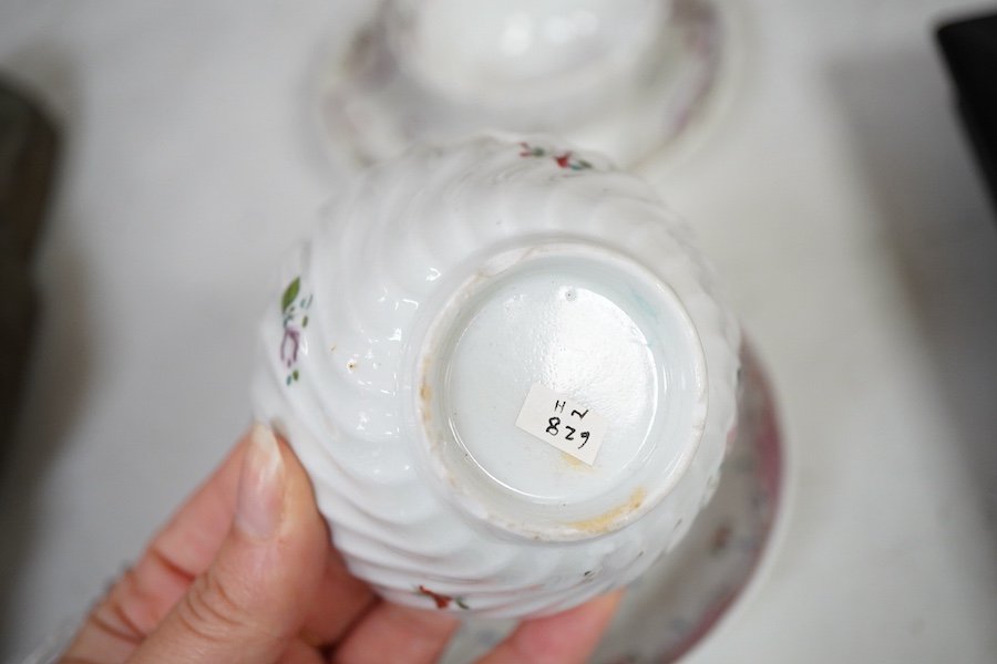 Nine pieces of 18th century New Hall, tea bowls and saucers etc